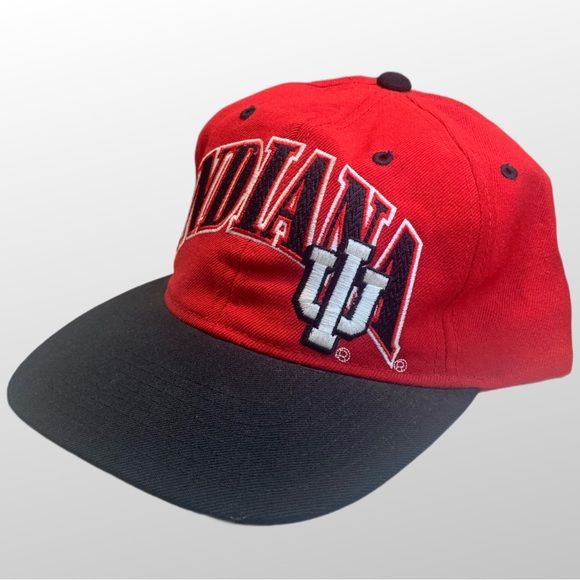 STARTER Other - Indiana University vintage Starter red and black snapback cap